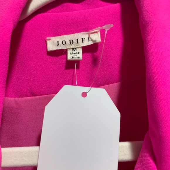 JODIFL Bright Fuchsia Satin Blazer - Picture 6 of 6